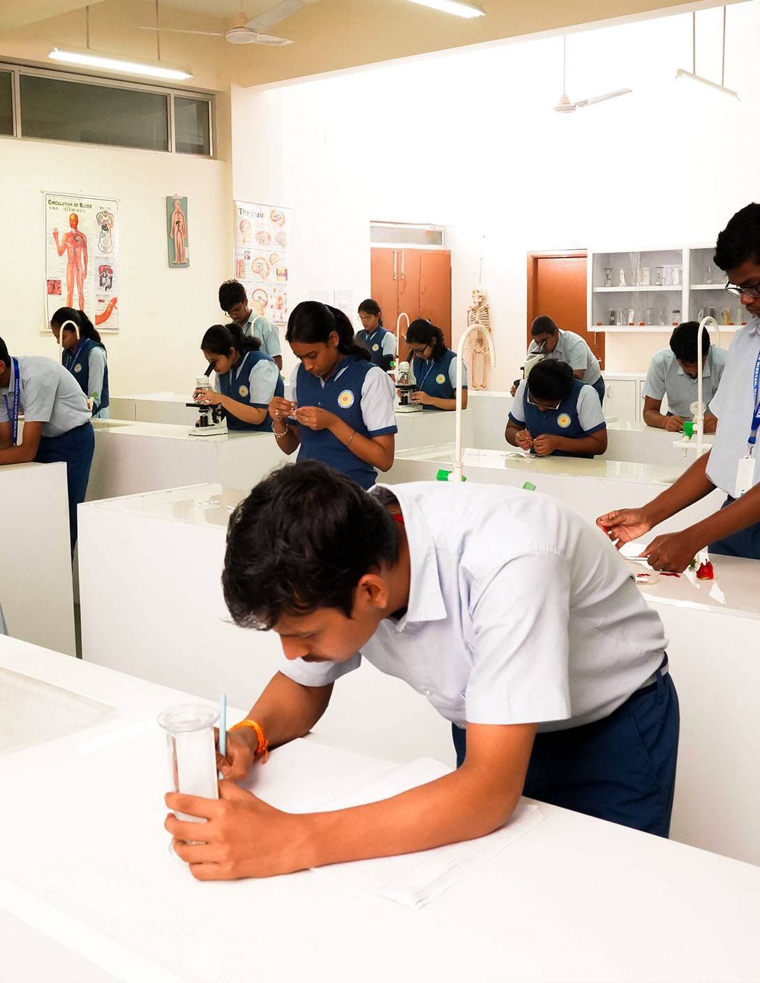  Biology Lab